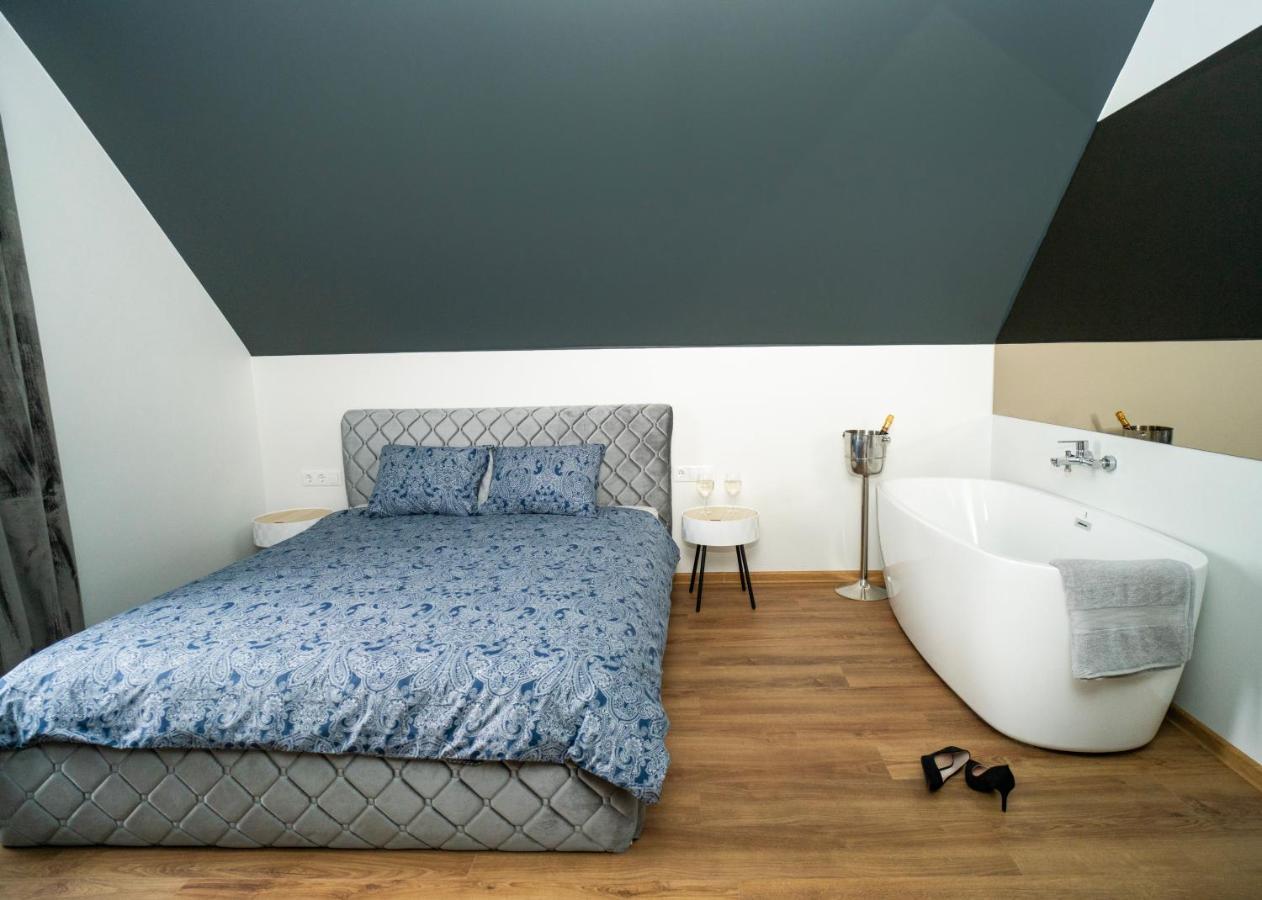 Fort63 Studio Kaunas Ngoại thất bức ảnh